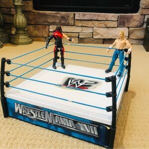 Vtg 1998 Jakks Pacific WWF Wrestlemania XVII Hardcore Wrestling Ring 2 Figure US